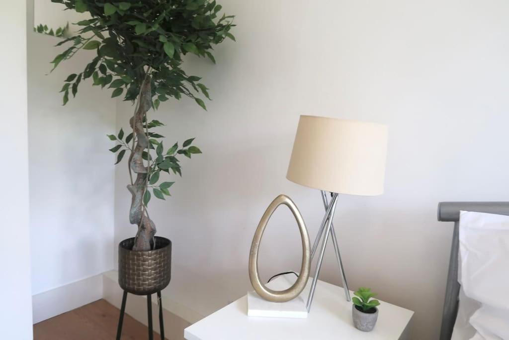 Appartamento Chic 4-bed In Trendy Clerkenwell W Balcony And Walking Distance To Tube